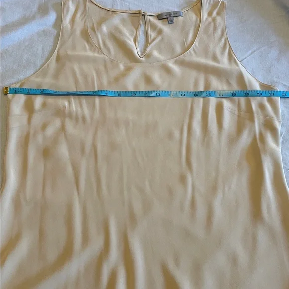 100% silk tank top in XL - Picture 3 of 7